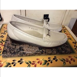 Women’s SAS Horsebit loafers